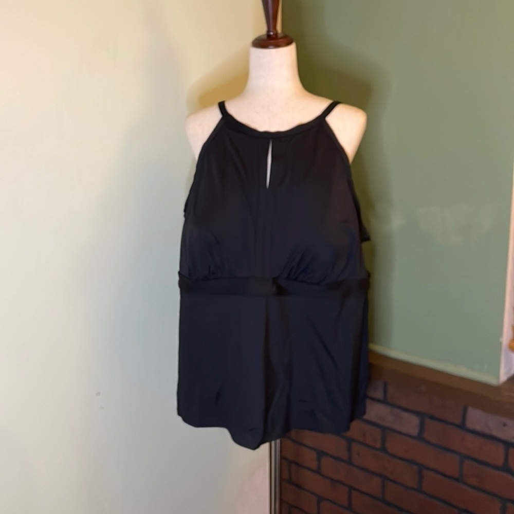 24 W/L Lands End Tankini Swim Top A03 6530